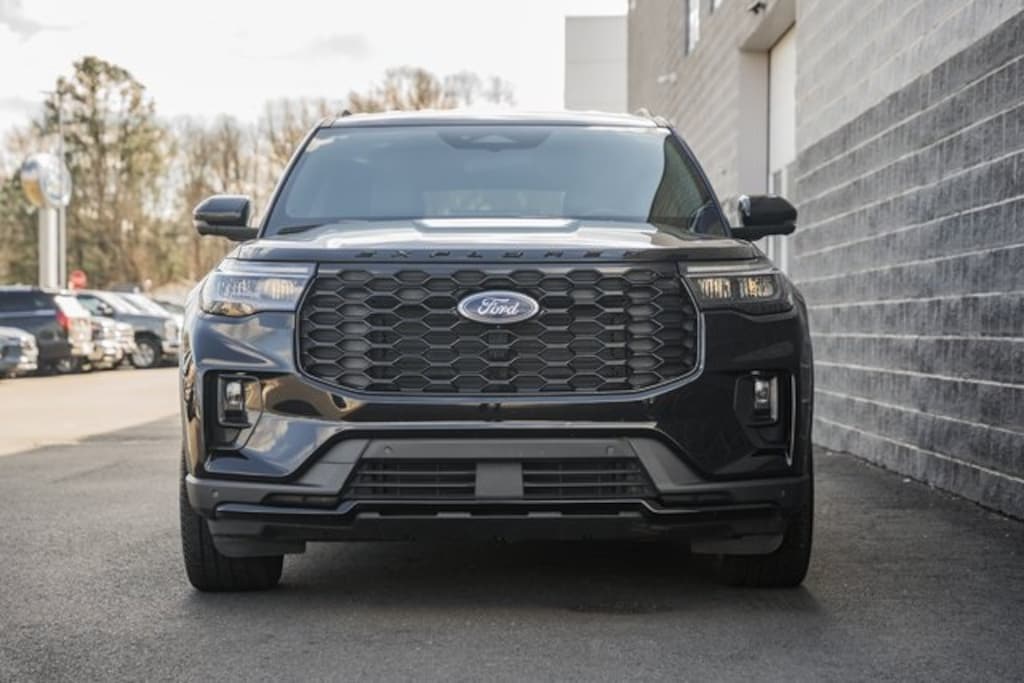 New 2025 Ford Explorer ST-Line SUV