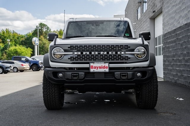 2025 Ford Bronco Badlands photo 3