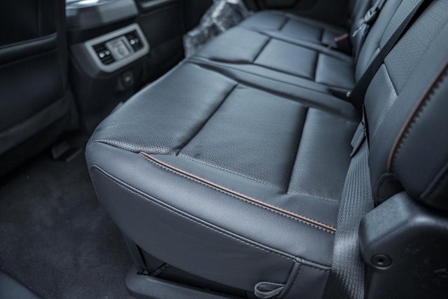 2026 Ford F-250 Lariat photo 29