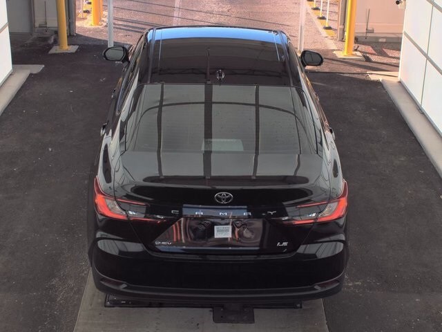 2025 Toyota Camry LE photo 3