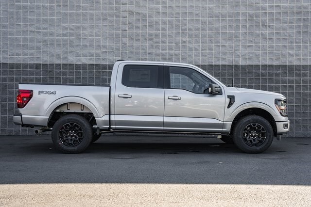 2025 Ford F-150 XLT photo 4