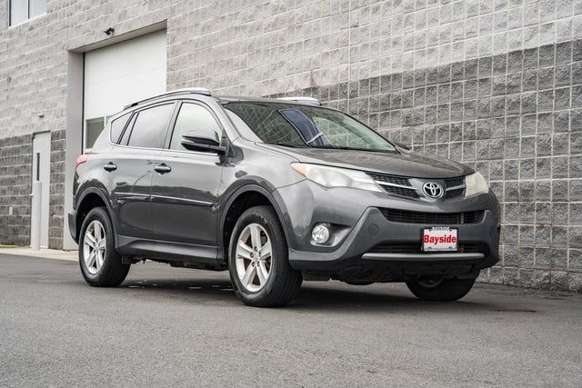 Used 2013 Toyota RAV4 XLE with VIN JTMRFREV0D5026265 for sale in King George, VA