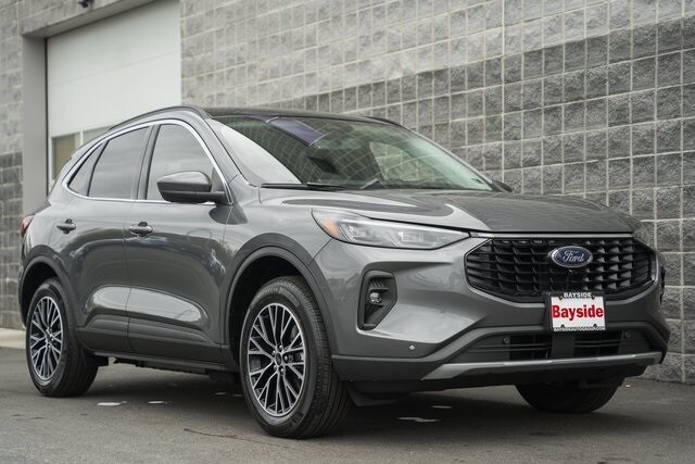 2026 Ford Escape Plug-In Hybrid Premium photo 2