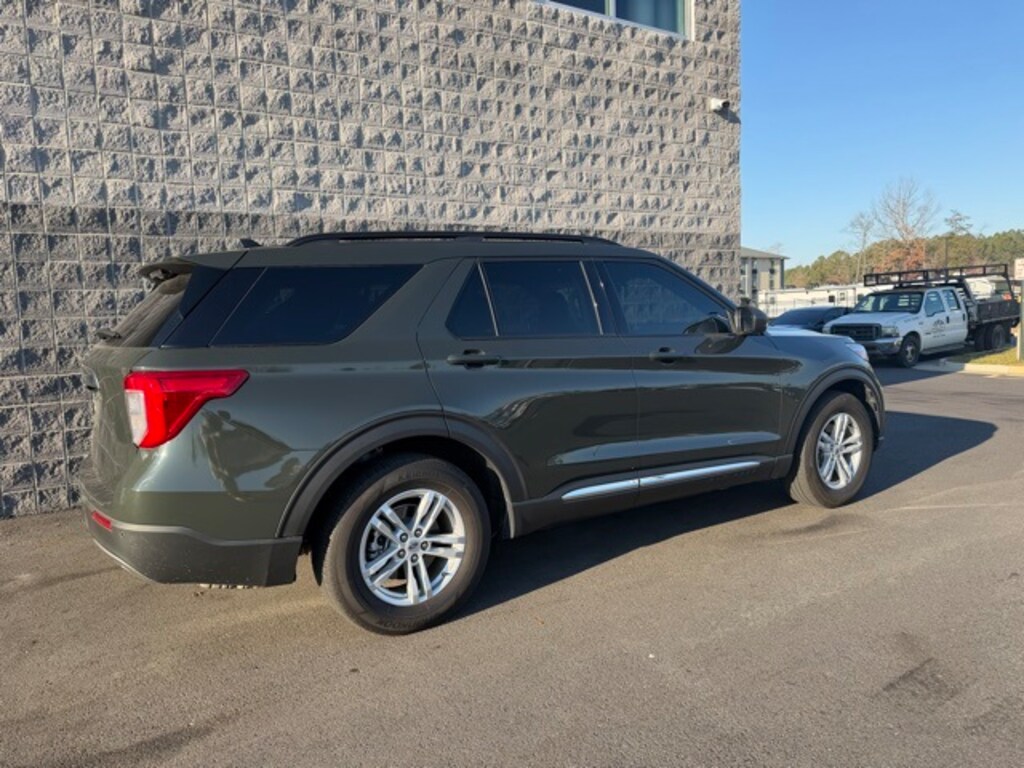 Used 2024 Ford Explorer XLT SUV