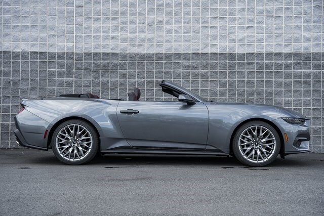 2025 Ford Mustang EcoBoost Premium Convertible photo 4