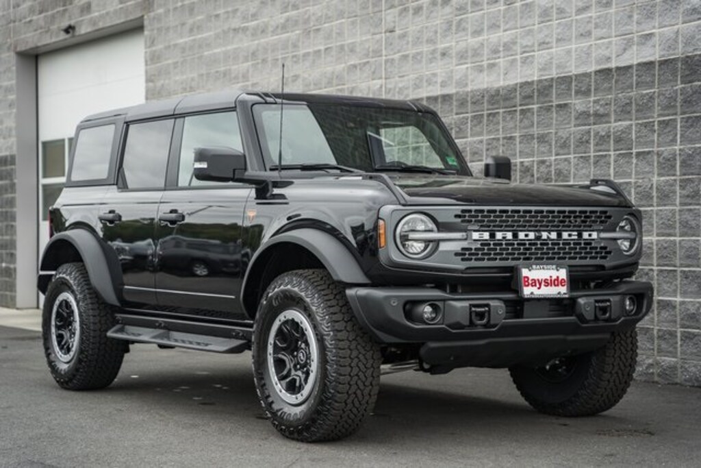 New 2025 Ford Bronco Badlands SUV