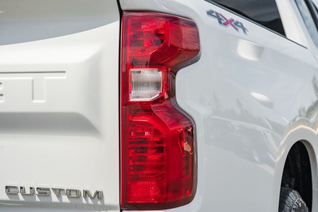 2023 Chevrolet Silverado 1500 Custom - Photo 8