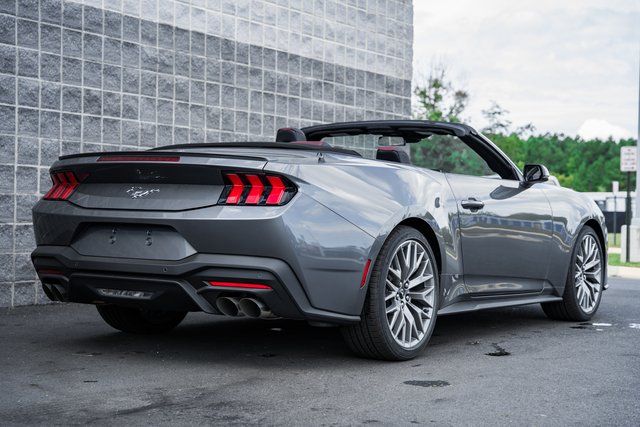 2025 Ford Mustang EcoBoost Premium Convertible - Photo 8