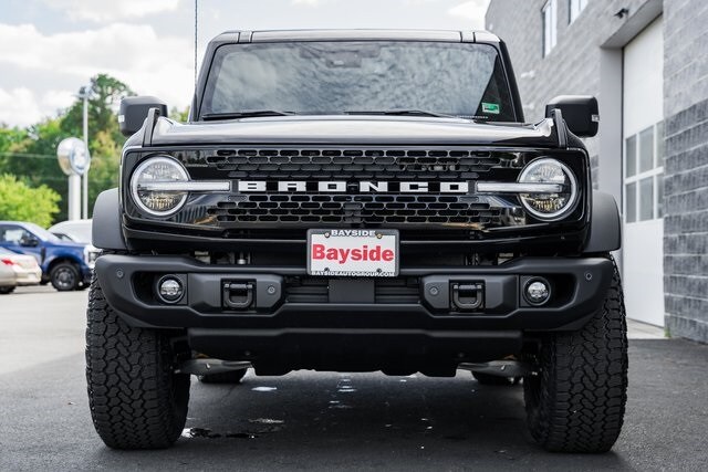 2025 Ford Bronco Badlands photo 3