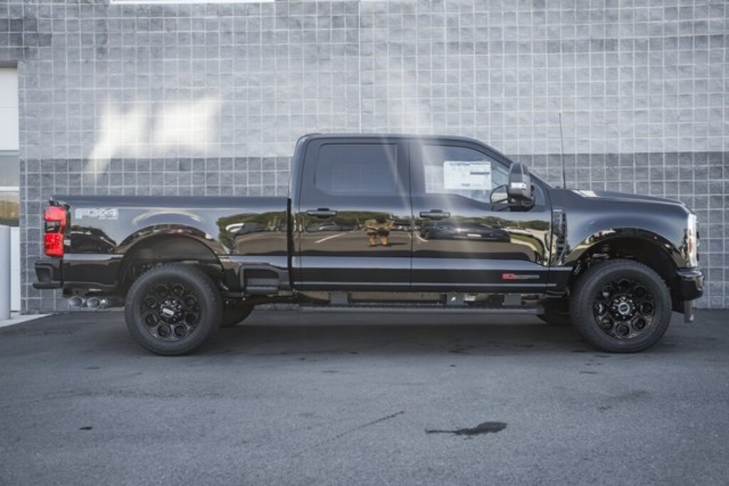 New 2026 Ford F-250 Lariat Truck Crew Cab