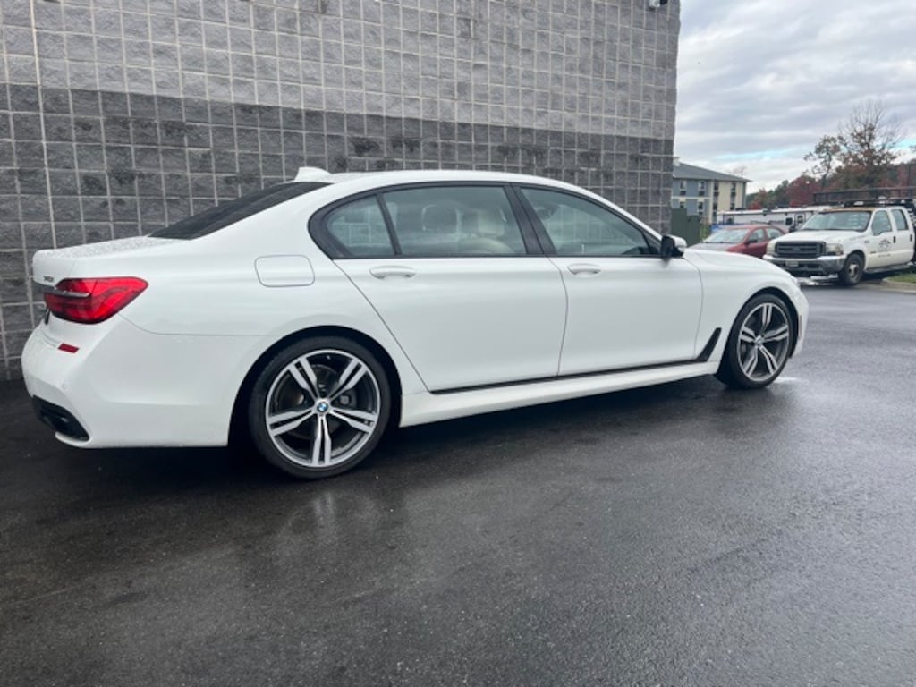 Used 2019 BMW 7 Series 740i Sedan