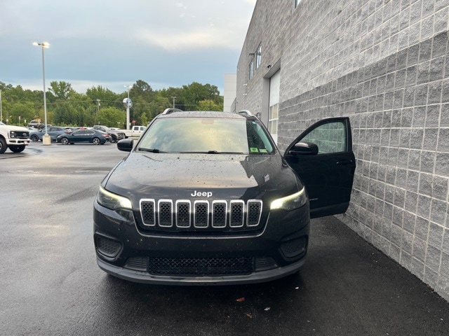 Used 2020 Jeep Cherokee Latitude with VIN 1C4PJLCB2LD654697 for sale in King George, VA
