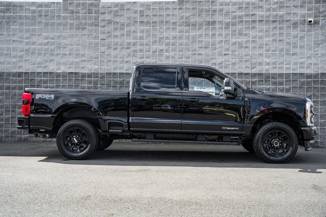 2026 Ford F-350 XLT photo 3