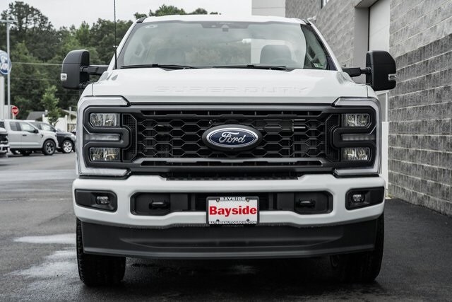 2025 Ford F-350 XL photo 3