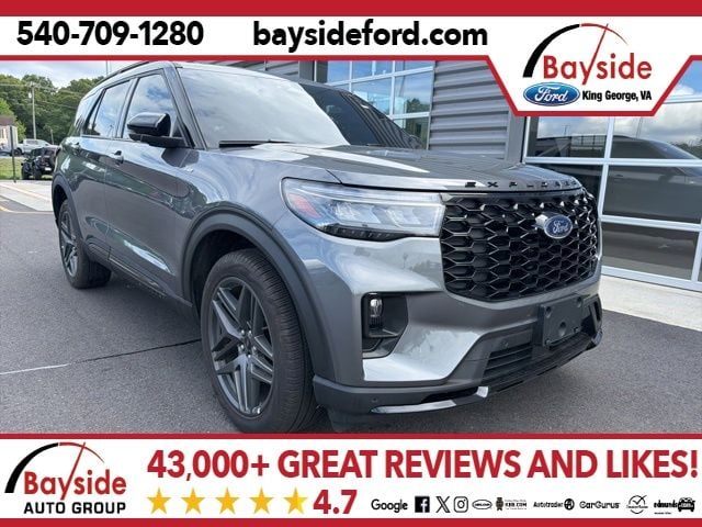 2025 Ford Explorer ST-LINE 4WD (PL535)'s photo