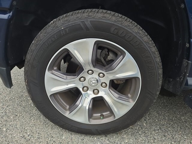 2023 Ram 1500 Laramie photo 2