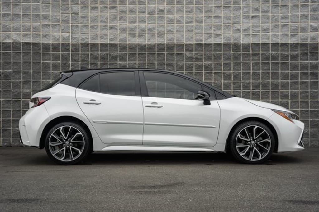 Used 2021 Toyota Corolla Hatchback XSE Hatchback