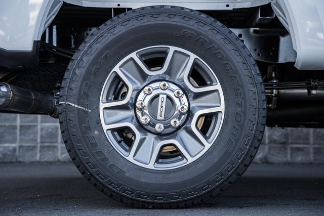 2026 Ford F-250 Lariat photo 15