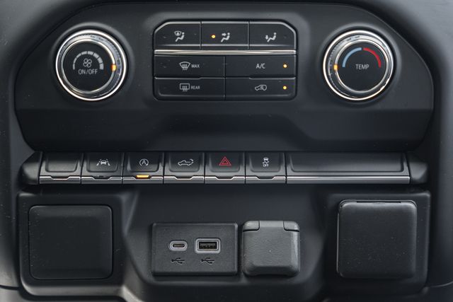 2023 Chevrolet Silverado 1500 Custom - Photo 29