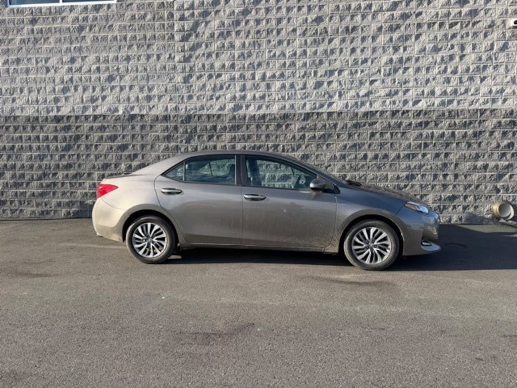 Used 2018 Toyota Corolla XLE Sedan