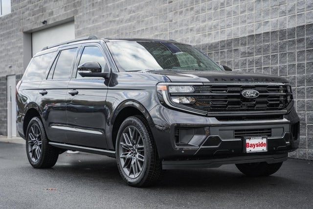 2025 Ford Expedition Platinum's photo