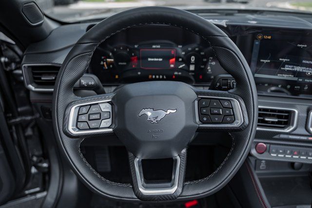 2025 Ford Mustang EcoBoost Premium Convertible - Photo 36