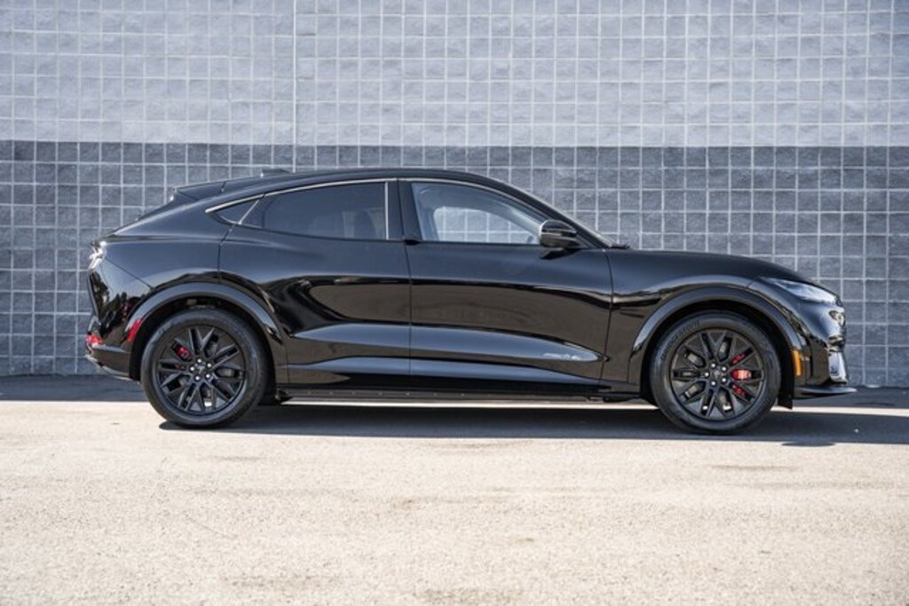 New 2025 Ford Mustang Mach-E Premium CROSSOVERS