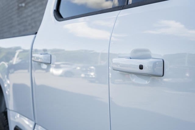 2026 Ford F-250 Lariat photo 13