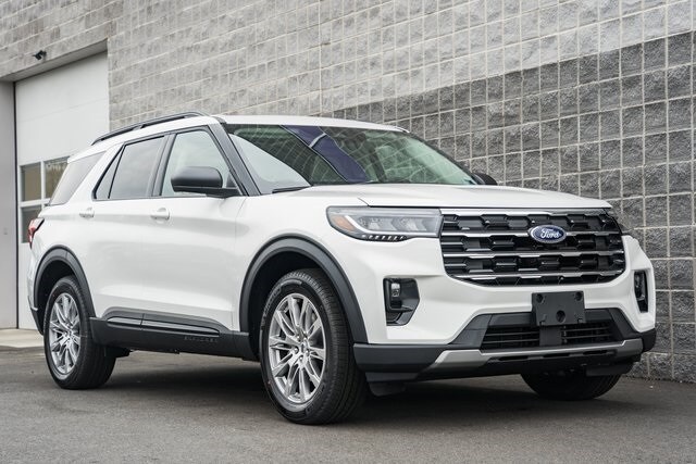 2026 Ford Explorer Active's photo