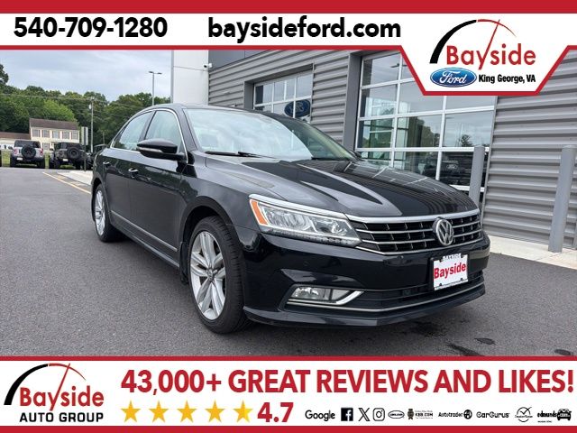 2016 Volkswagen Passat 3.6L SEL Premium Auto's photo