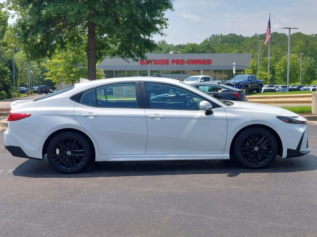 2025 Toyota Camry SE - Photo 30