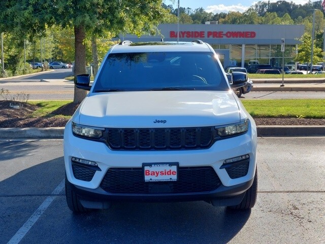 2024 Jeep Grand Cherokee Limited photo 2
