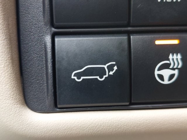 2023 Toyota Highlander Limited - Photo 22