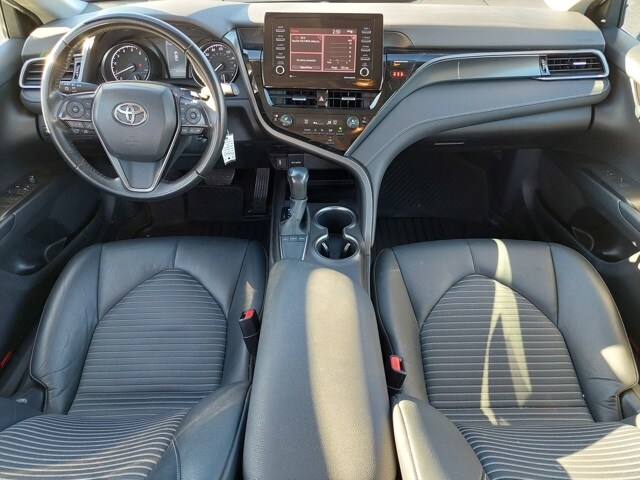 2023 Toyota Camry SE photo 3