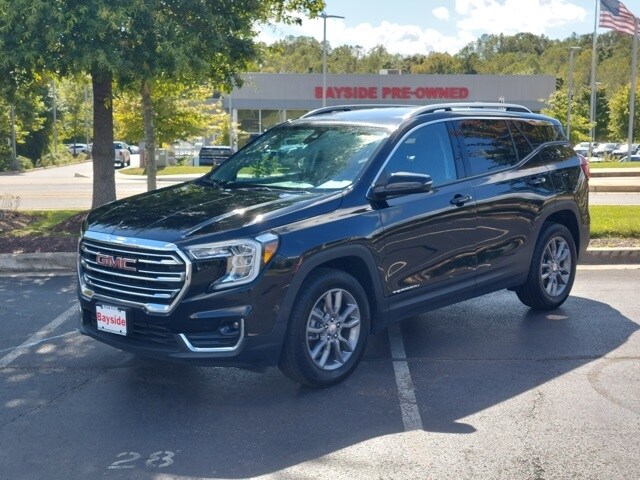 2024 Gmc Terrain SLT photo 2