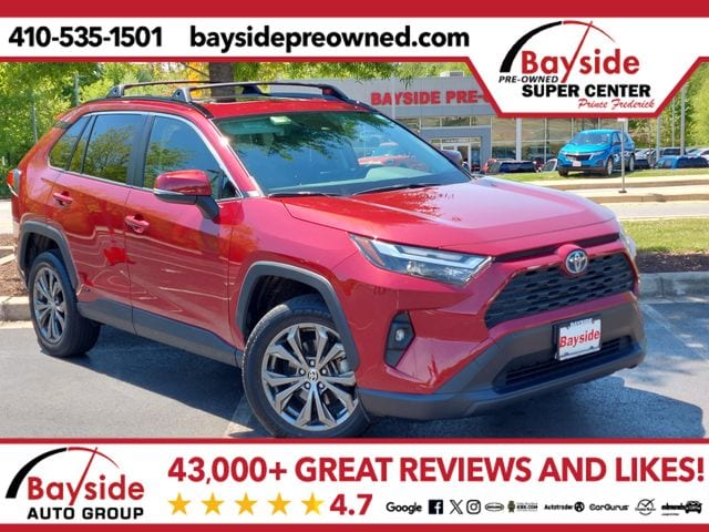 2022 Toyota RAV4 Hybrid SUV 