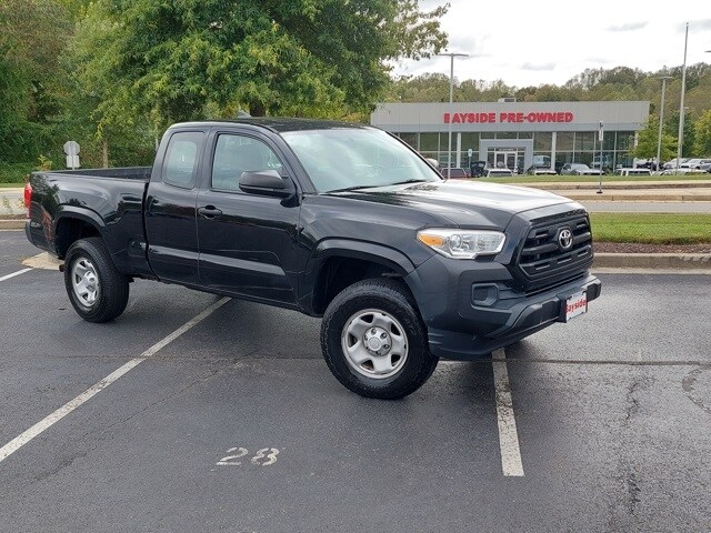 2016 Toyota Tacoma SR photo 2