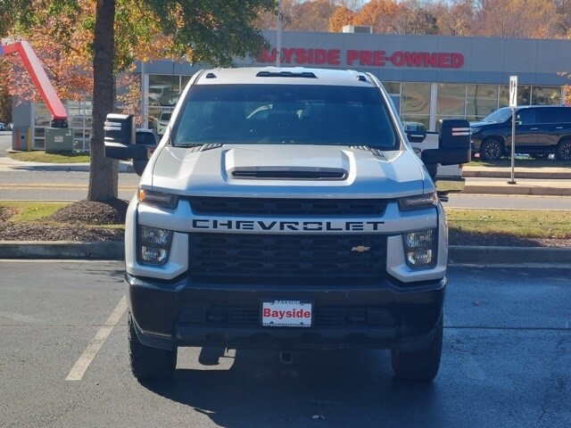 2021 Chevrolet Silverado 2500HD Custom photo 2
