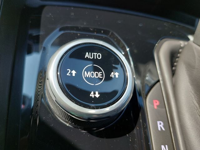 2025 Chevrolet Colorado ZR2 - Photo 15