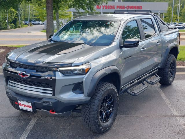 2025 Chevrolet Colorado ZR2 - Photo 6