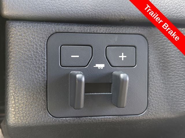 2025 Toyota Tundra Limited - Photo 18