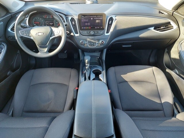 2023 Chevrolet Malibu 1LT photo 3