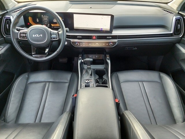 2024 Kia Sorento S photo 3