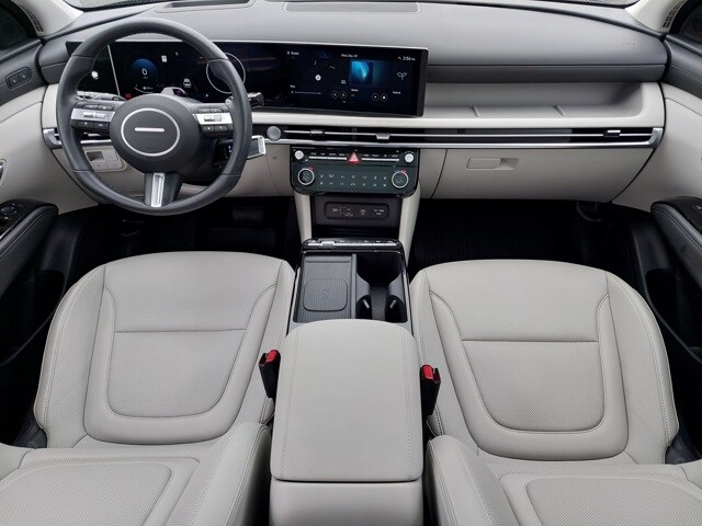 2025 Hyundai Tucson Hybrid Limited photo 3