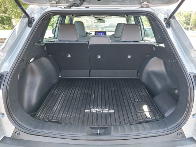 2024 Toyota Corolla Cross S - Photo 30
