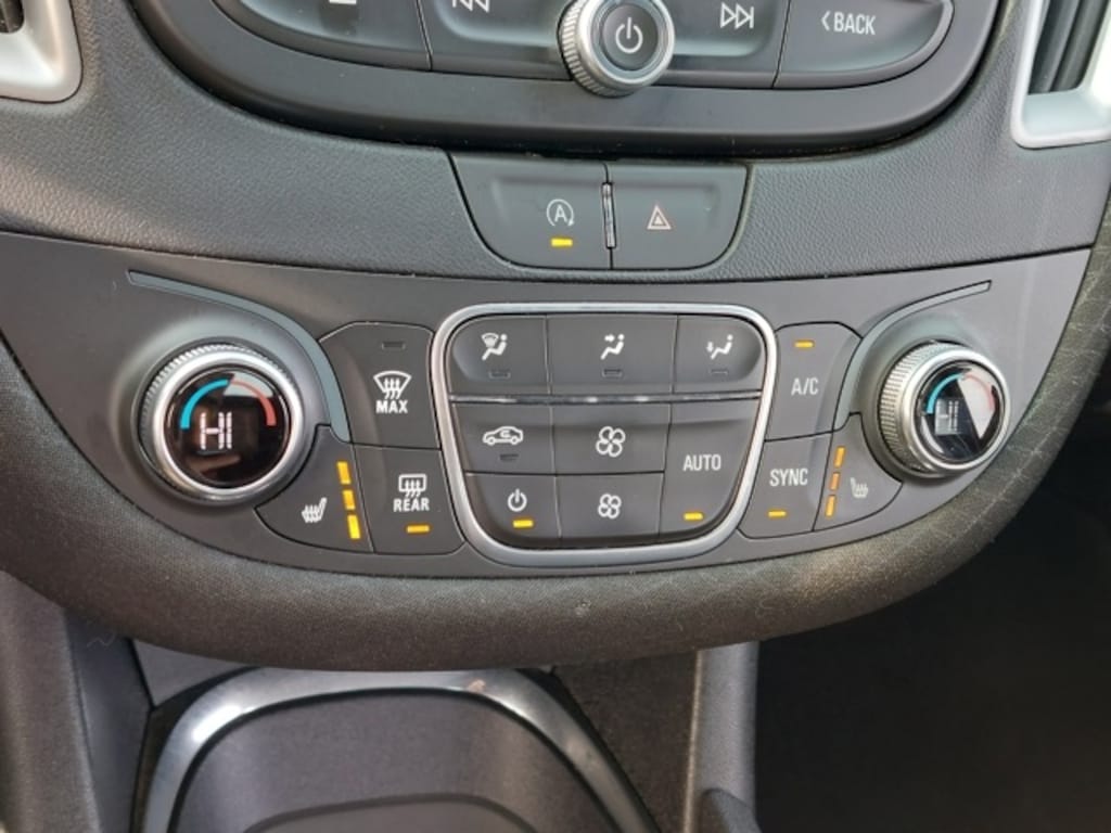 Used 2024 Chevrolet Malibu LT Sedan