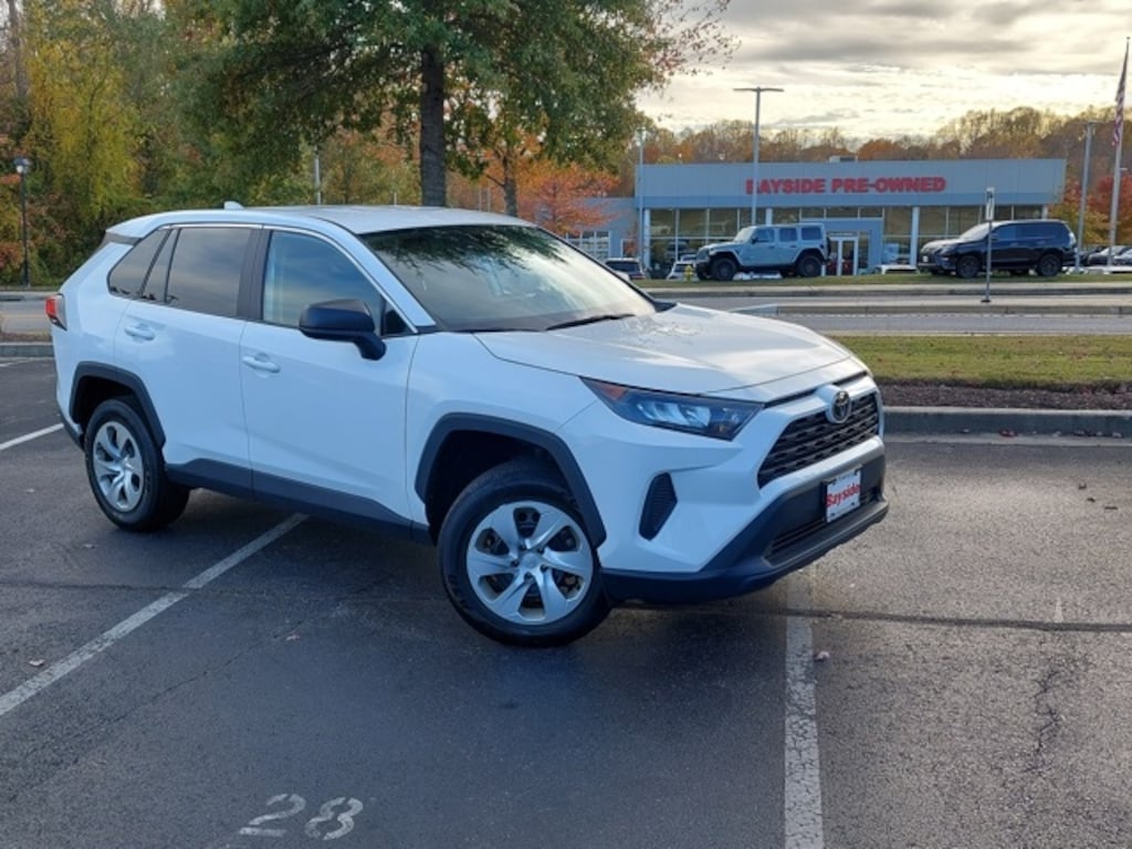 Used 2022 Toyota RAV4 LE SUV