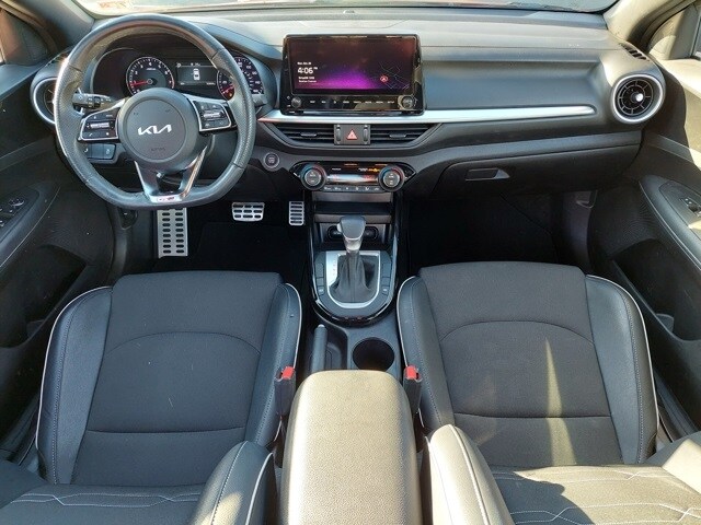 2023 Kia Forte GT-Line photo 3