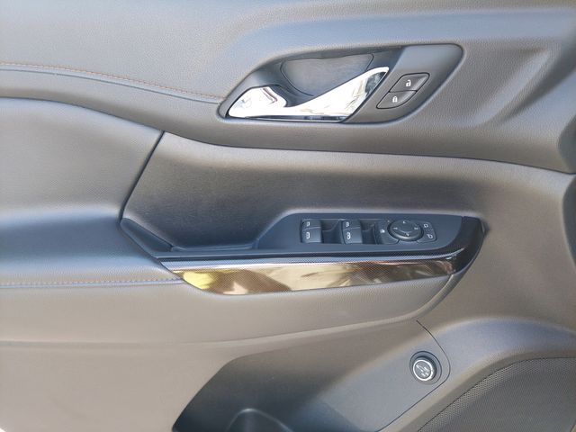 2023 GMC Acadia AT4 - Photo 39