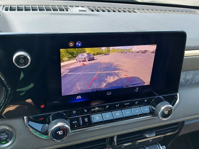2025 Chevrolet Colorado ZR2 - Photo 12